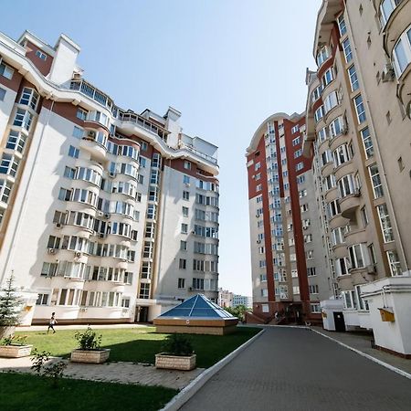 Luxrent Apartment Chisinau Luaran gambar