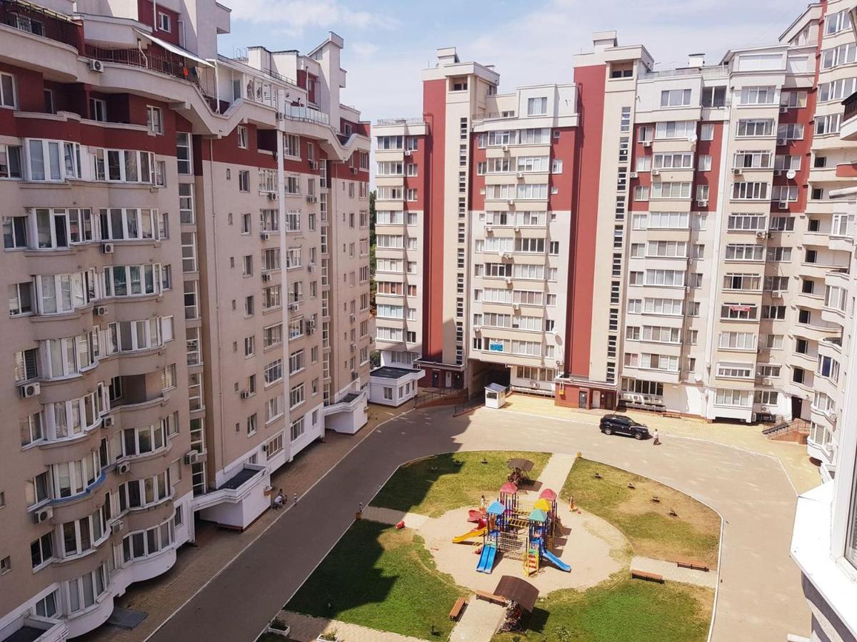 Luxrent Apartment Chisinau Luaran gambar