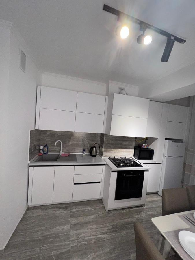 Luxrent Apartment Chisinau Luaran gambar