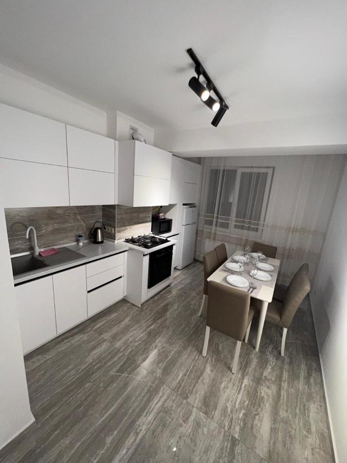 Luxrent Apartment Chisinau Luaran gambar