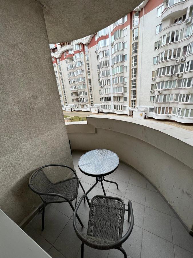Luxrent Apartment Chisinau Luaran gambar