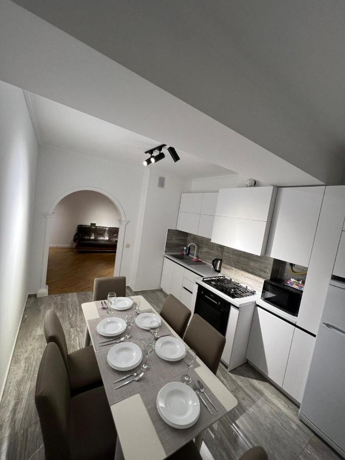 Luxrent Apartment Chisinau Luaran gambar
